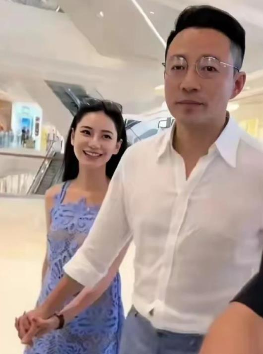 汪小菲在巴厘岛被偶遇，夫妻开心灿笑，马筱梅晒酒店美景心情好