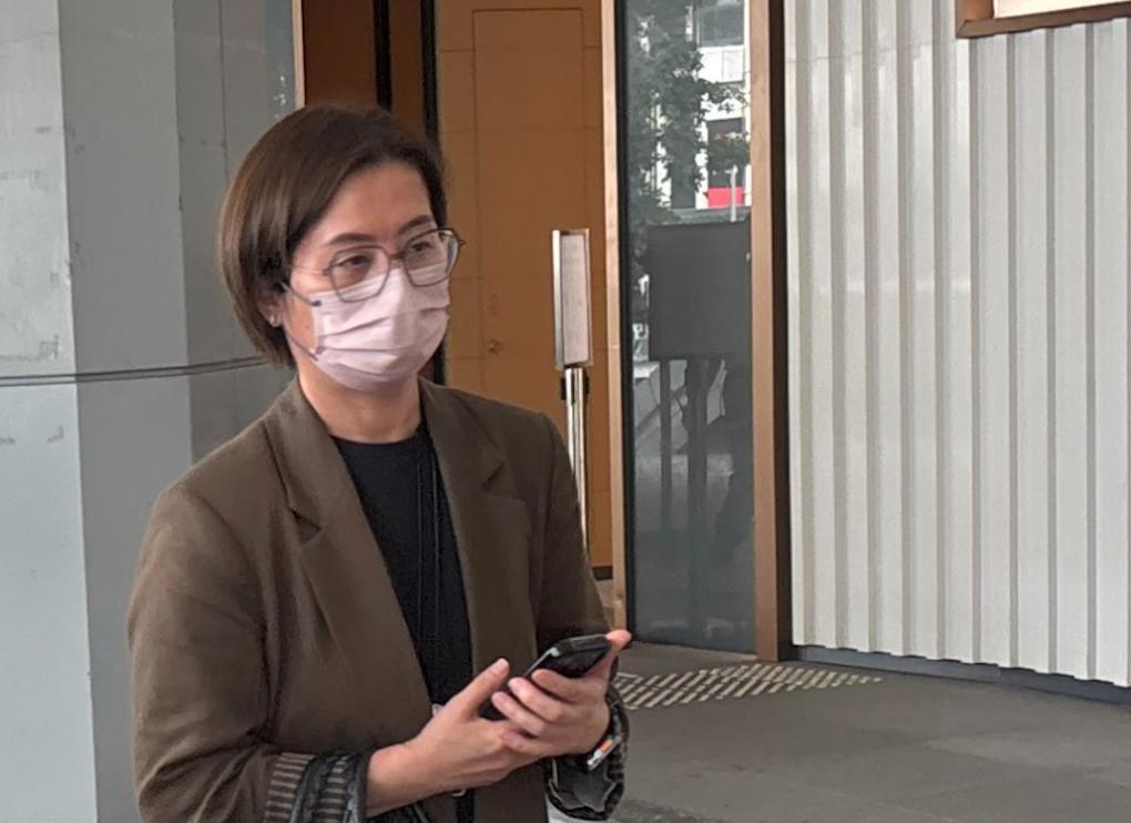 周亦卿家族46亿争产案开审　大姐控告五妹质疑股权分配不公